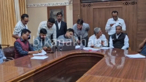 मतदाता सूचियों के विशेष गहन पुनरीक्षण के लिए जिला उद्योग संघ में शुरू हुआ विशेष शिविर देखें वीडियो